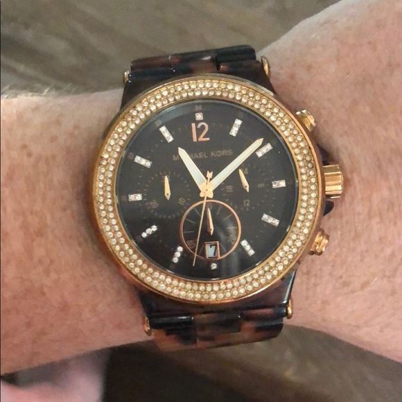 Michael kora tortoise watch - Picture 3 of 3